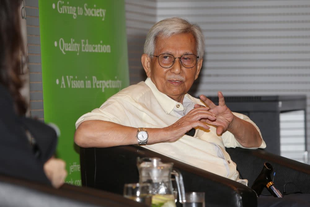 Tun Dr Daim Zainuddin speaks at the ASLI's Nation Building talk on ‘Poverty in Malaysia: Reality vs Perception’ in Sunway University, November 27, 2019. ― Picture by Choo Choy May.