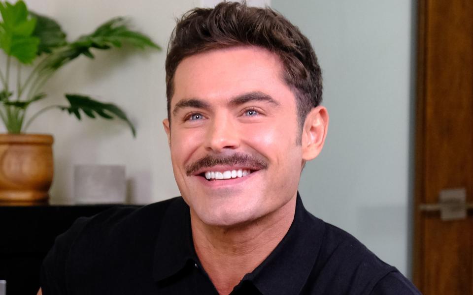 Möchte kein Vorbild sein, das einen unrealistisch muskulösen Körperbau propagiert: Zac Efron. (Bild: Joe Scarnici/Getty Images for AT&T)