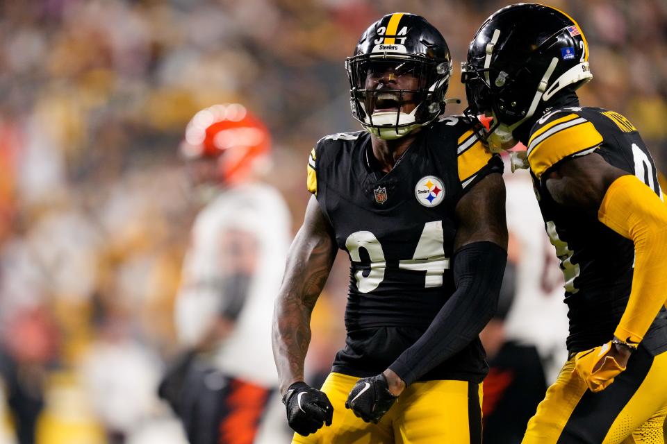 Pittsburgh Steelers cornerback Chandon Sullivan (34) celebrates a stop in the second quarter of the NFL 16 game between the Pittsburgh Steelers and the <a class="link " href="https://sports.yahoo.com/nfl/teams/cincinnati/" data-i13n="sec:content-canvas;subsec:anchor_text;elm:context_link" data-ylk="slk:Cincinnati Bengals;sec:content-canvas;subsec:anchor_text;elm:context_link;itc:0">Cincinnati Bengals</a> at Acrisure Stadium in Pittsburgh on Saturday, Dec. 23, 2023. The Steelers led 24-0 at halftime.