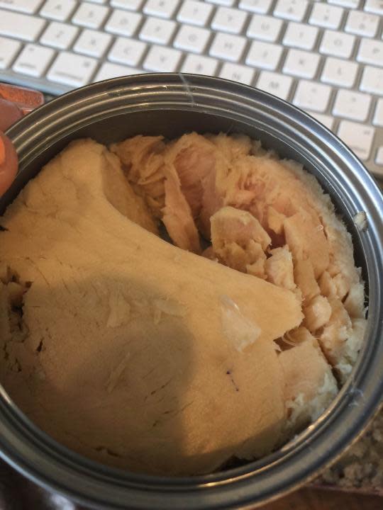 Peskin provided Yahoo Food with a photo of her tuna fish. A shard of “glass” sits on top of the fish. (Photo: Stacy Peskin)