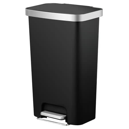 Better Homes & Gardens Plastic Rectangular Trash Can (Walmart / Walmart)