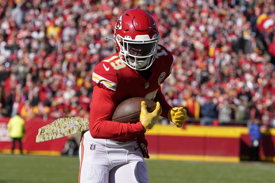 Kansas City Chiefs wide receiver Kadarius Toney heads for the end zone after catching a pass for a touchdown during the first half of an NFL football game against the Jacksonville Jaguars Sunday, Nov. 13, 2022, in Kansas City, Mo. (AP Photo/Ed Zurga)