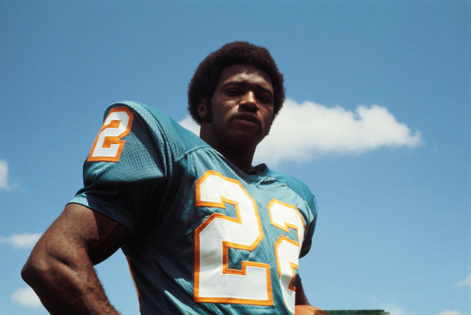 1970- Close Up of the Miami Dolphins football team's Eugene 