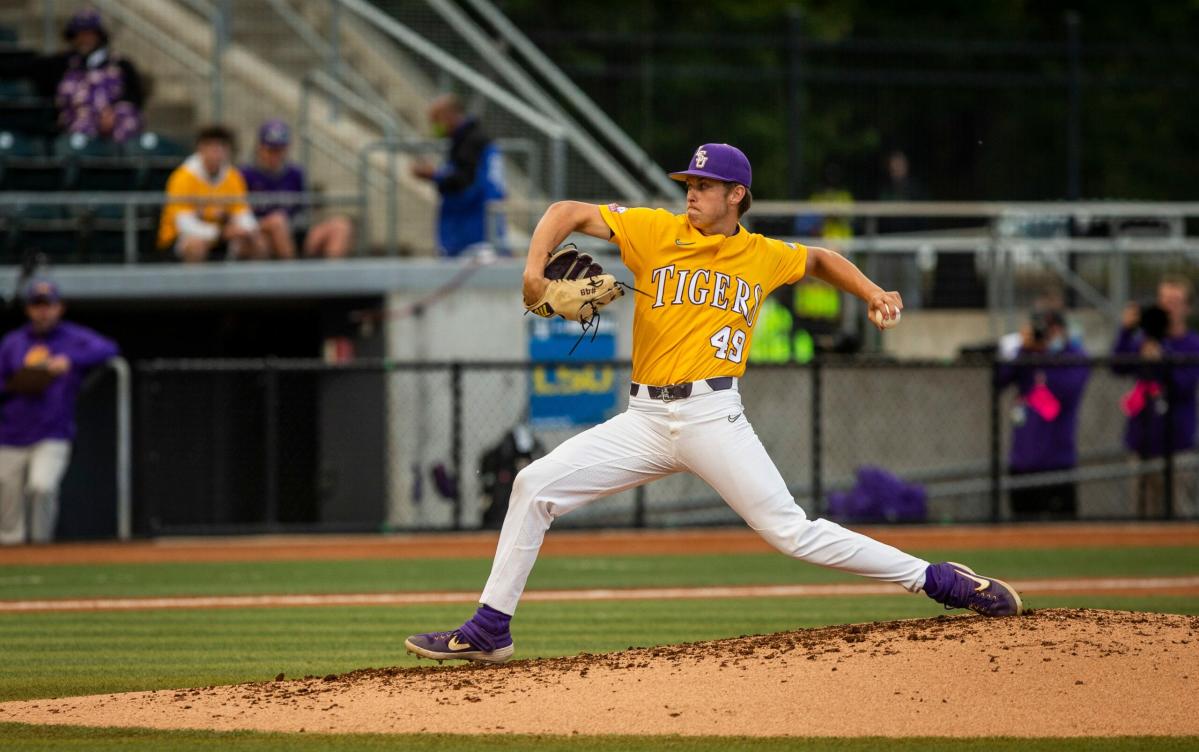 Ole Miss Baseball Remains at No. 4 in D1Baseball Top 25 Poll