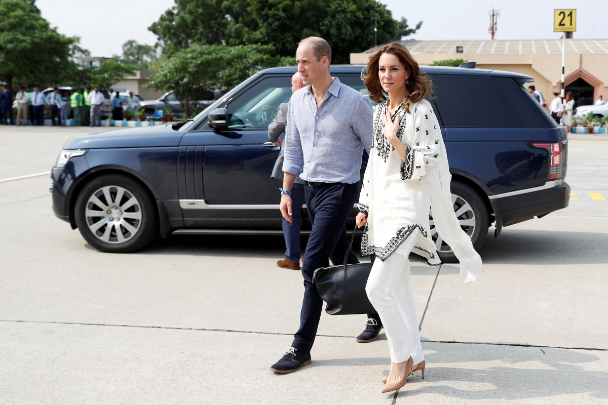 Kate Middleton's Black Smythson Tote Bag With Zip