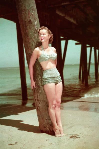 80 Vintage Photos of Celebrities at the Beach