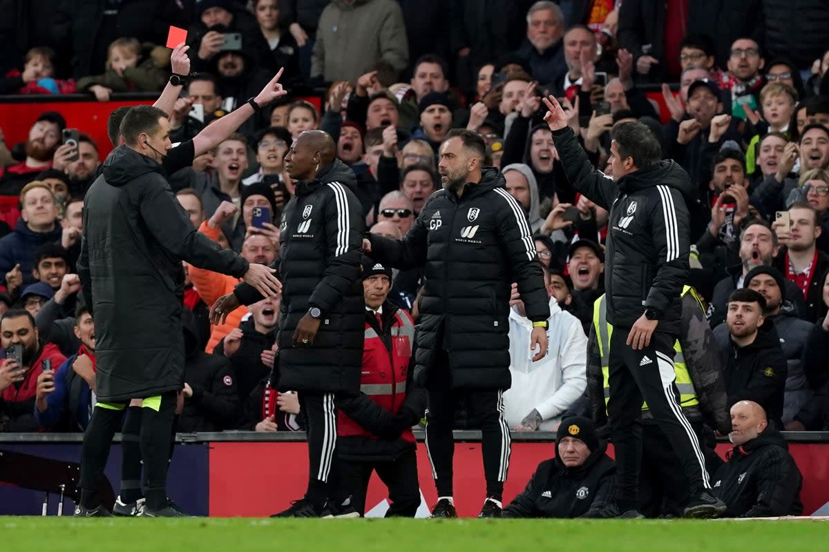 Marco Silva (right) is shown the first of Fulham’s three red cards in a minute (Martin Rickett/PA) (PA Wire)