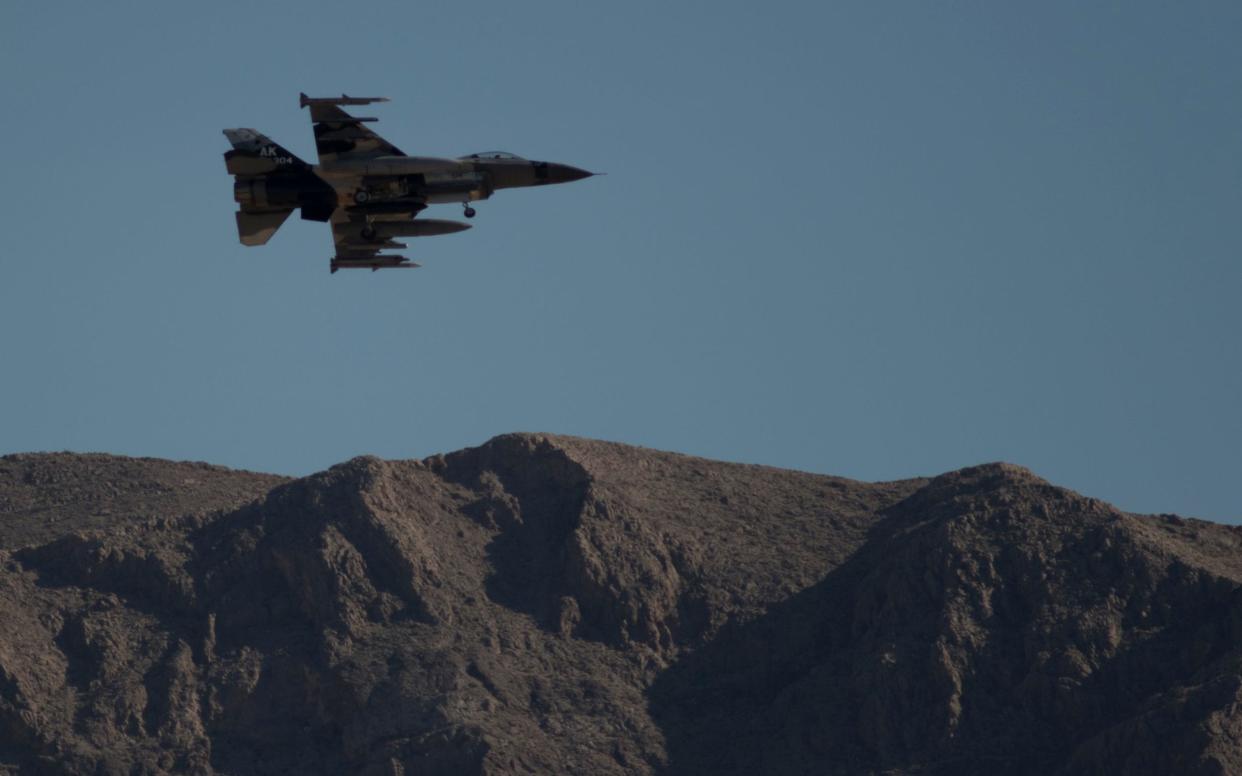 USAF F-16 fighter jet in Las Vegas where a similar craft crashed  - NurPhoto