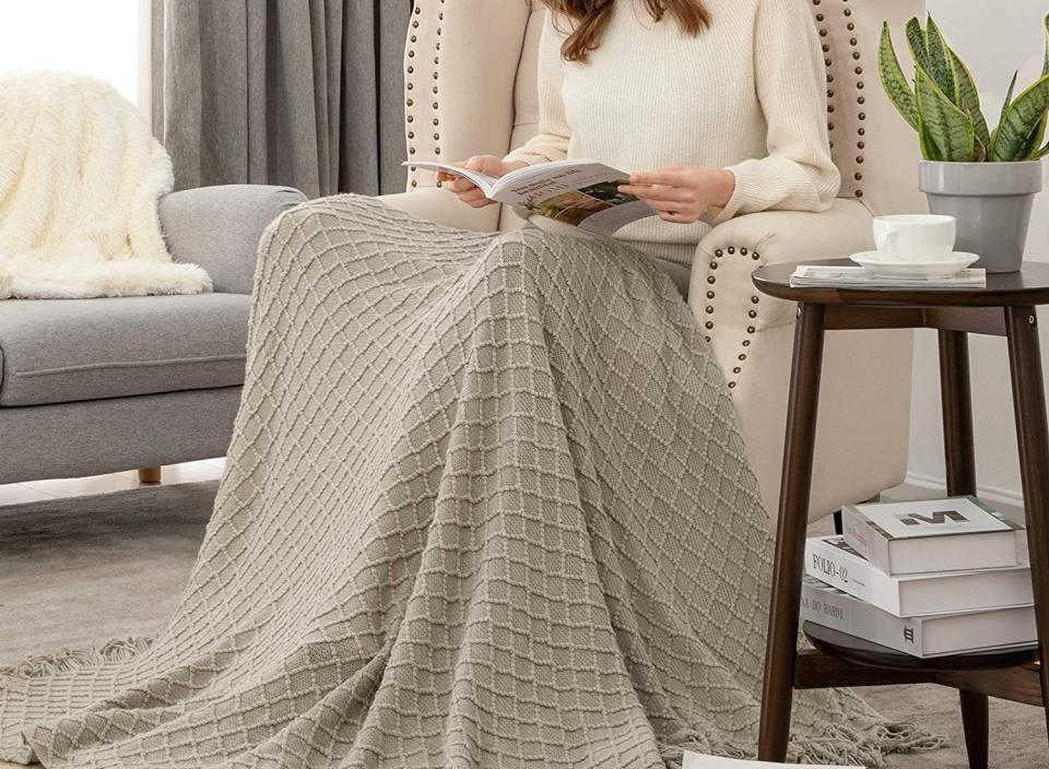 This throw blanket comes in a wide variety of colors for any color scheme.  (Source: Amazon)