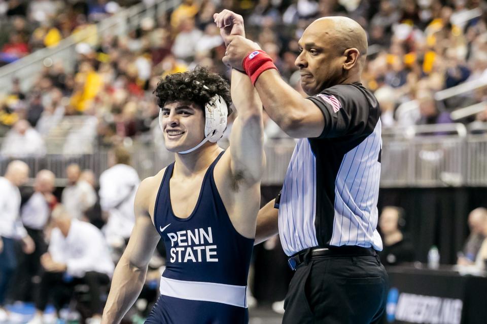 Mar 21, 2024; Kansas City, MO, USA; Beau Bartlett of Penn State defeats Kal Miller of Maryland during the Men’s Division I NCAA Wrestling Championships at T-Mobile Center. Mandatory Credit: Nick Tre. Smith-USA TODAY Sports