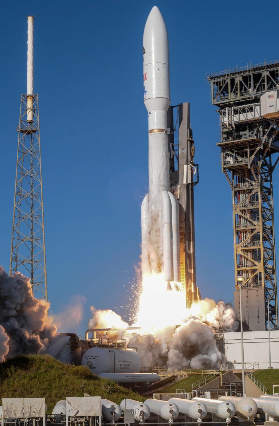 A United Launch Alliance Atlas V rocket lifts off from Cape Canaveral Space Force Station Sunday morning, September 10, 2023 carrying the SILENTBARKER/NROL-107 mission for the US Space Force and the National Reconnaissance Office. Craig Bailey/FLORIDA TODAY via USA TODAY NETWORK