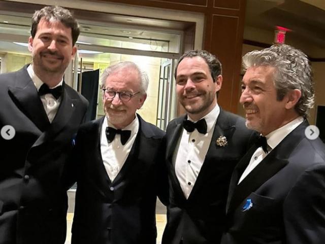 Solo buenos recuerdos”, la foto de Steven Spielberg junto a Ricardo Darín,  Peter Lanzani y Santiago Mitre