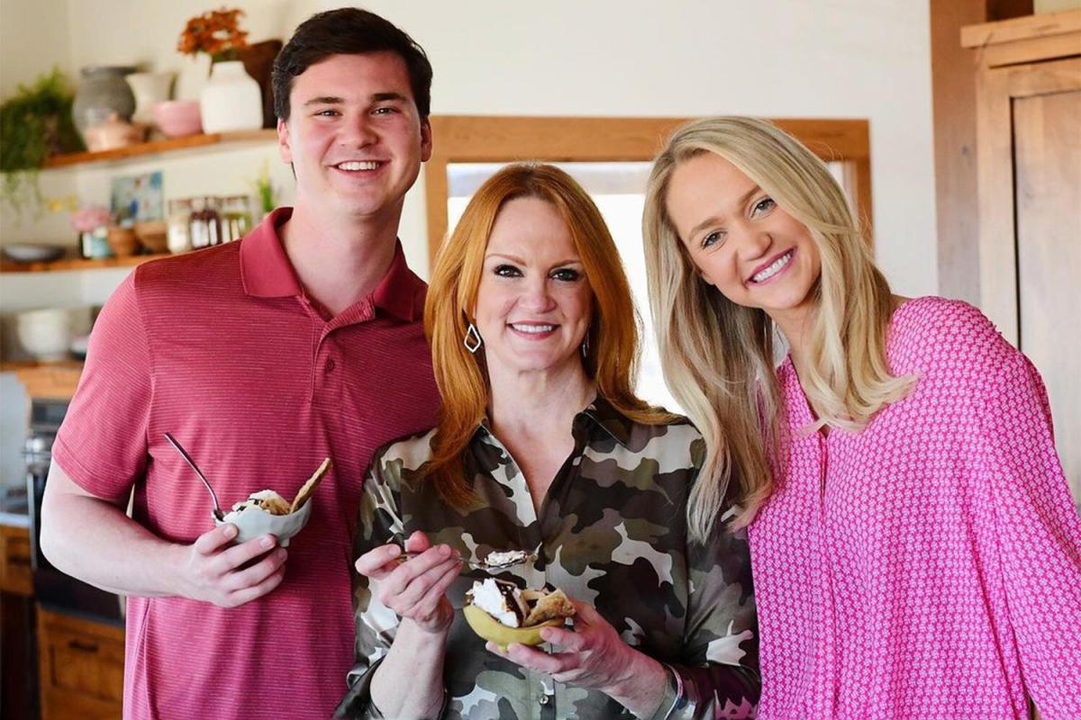 Ree Drummond Net Worth (2023) From Pioneer Woman, More - Parade