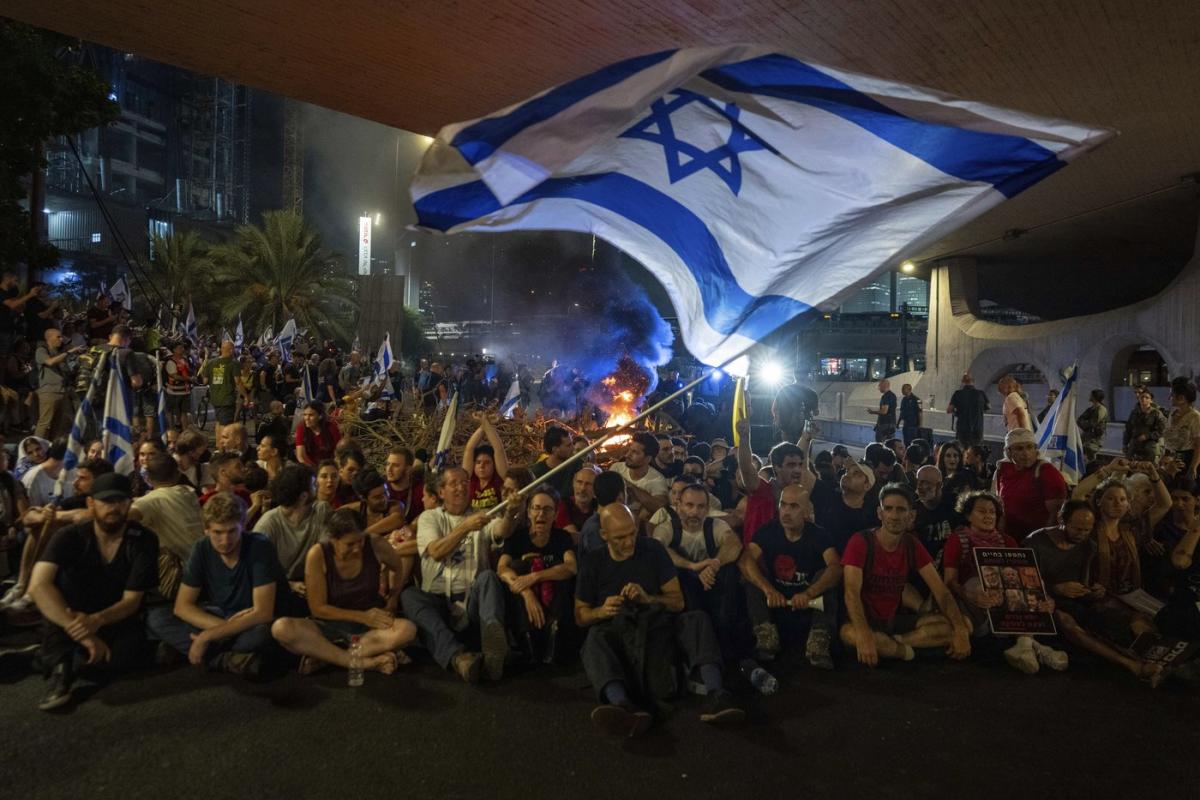 General strike in Israel over hostages leads to uneven closures, reflecting political divisions