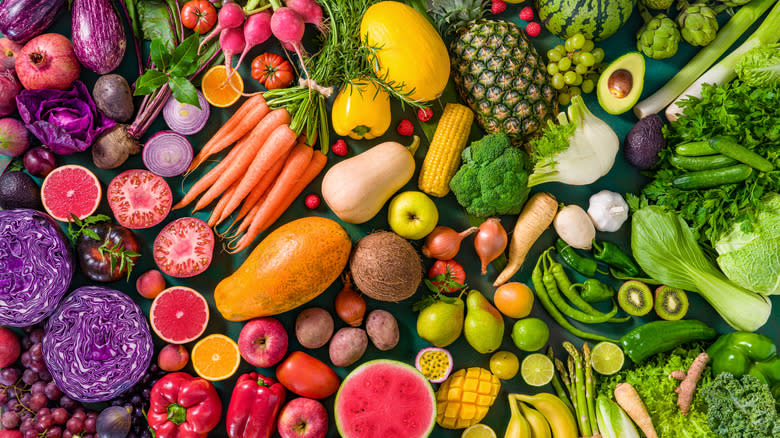 Rainbow of fruits and veggies