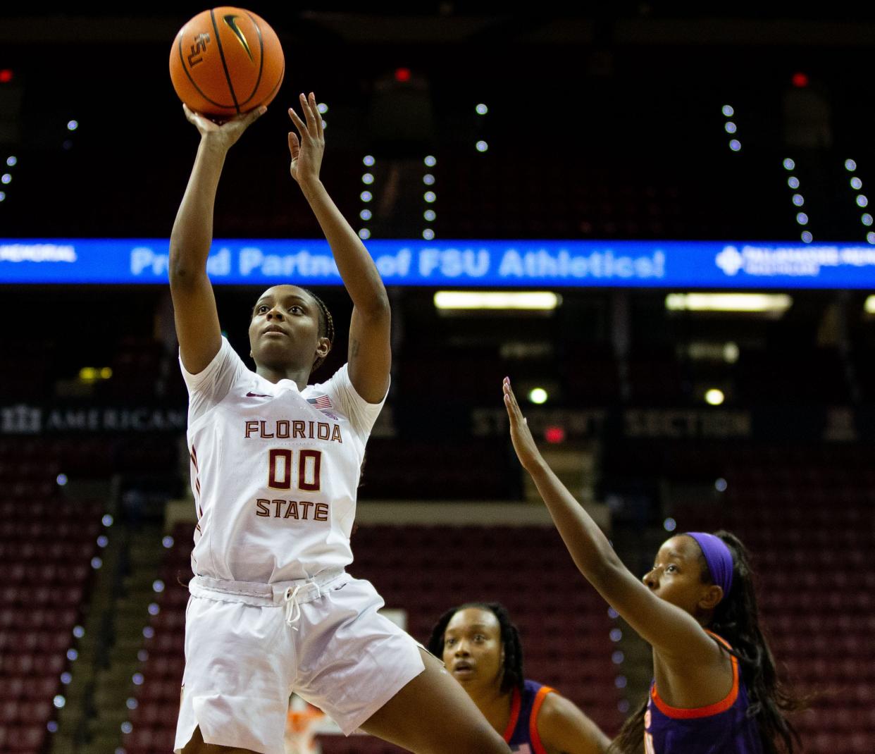 Florida State Seminoles guard Ta'Niya Latson (00) shoots for two. The Florida State Seminoles defeated the Clemson Tigers 93-62 at the Tucker Civic Center on Thursday, Jan. 5, 2023. 