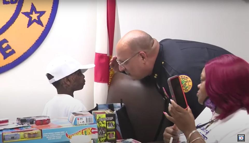 Miami police takes 5-year-old grieving boy on day-long adventure