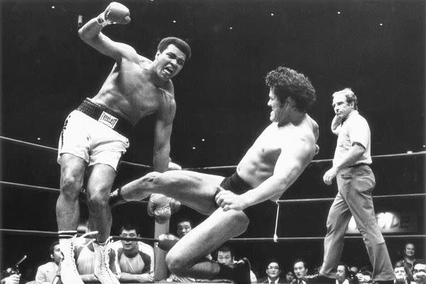 Inoki stuck around for 15 rounds but it was a poor fight