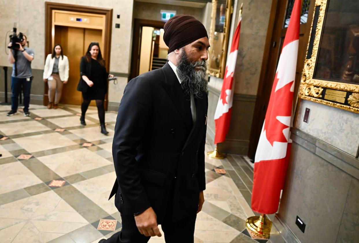 NDP Leader Jagmeet Singh returns to the chamber after responding to the federal budget in the foyer of the House of Commons on Parliament Hill in Ottawa on Tuesday, April 16, 2024. (Justin Tang/The Canadian Press - image credit)