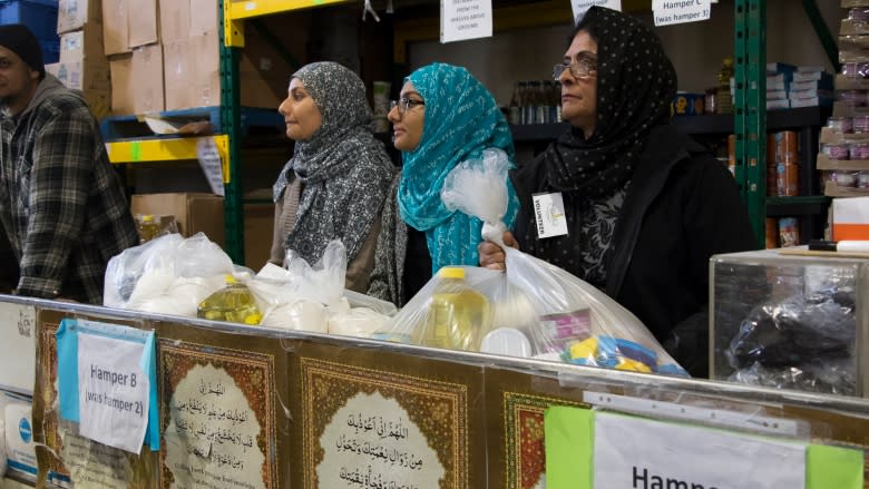 Muslim Food Bank braces for increased demand from Syrian refugees