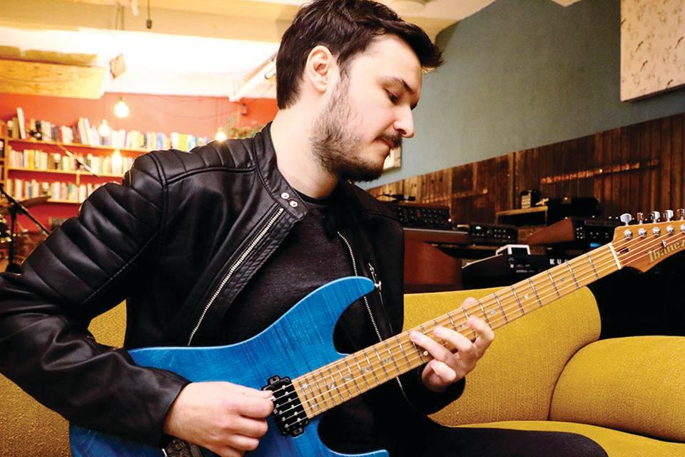 Martin Miller with his signature Ibanez MM1, a guitar for all seasons and styles.