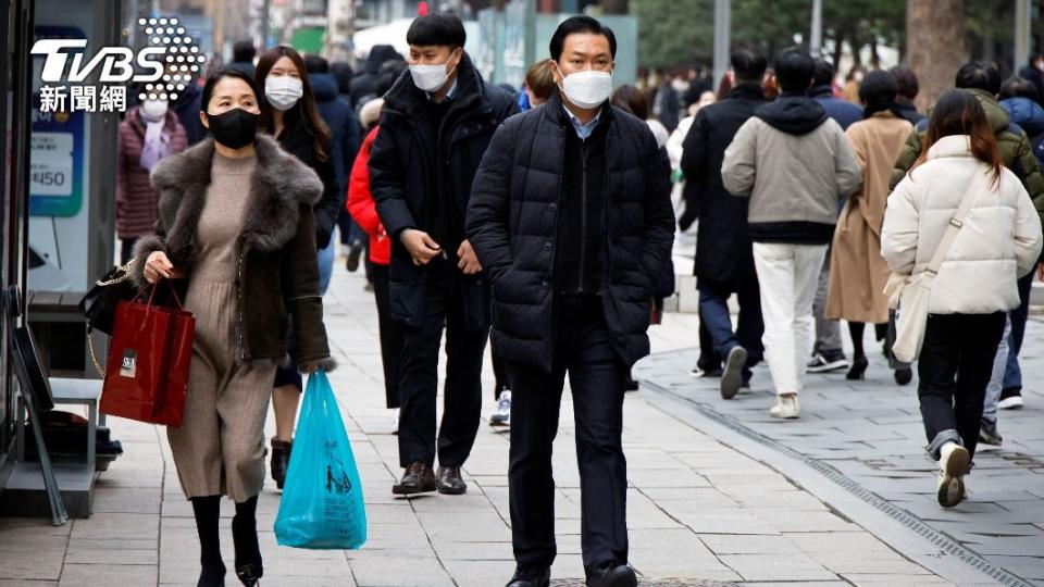 南韓政府逐步鬆綁國內防疫措施。（圖／達志影像路透社）