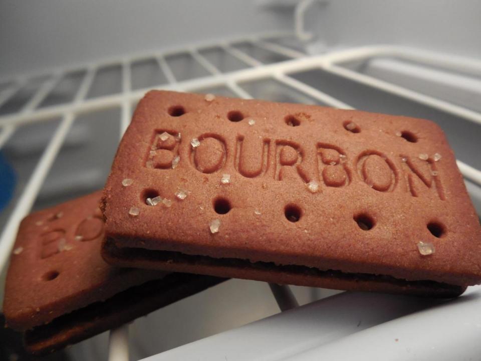 Champion: Bourbon biscuits