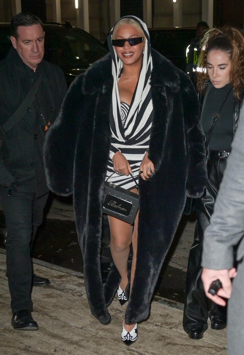 <h1 class="title">Celebrity Sightings In New York - February 15, 2024</h1><cite class="credit">MEGA</cite>