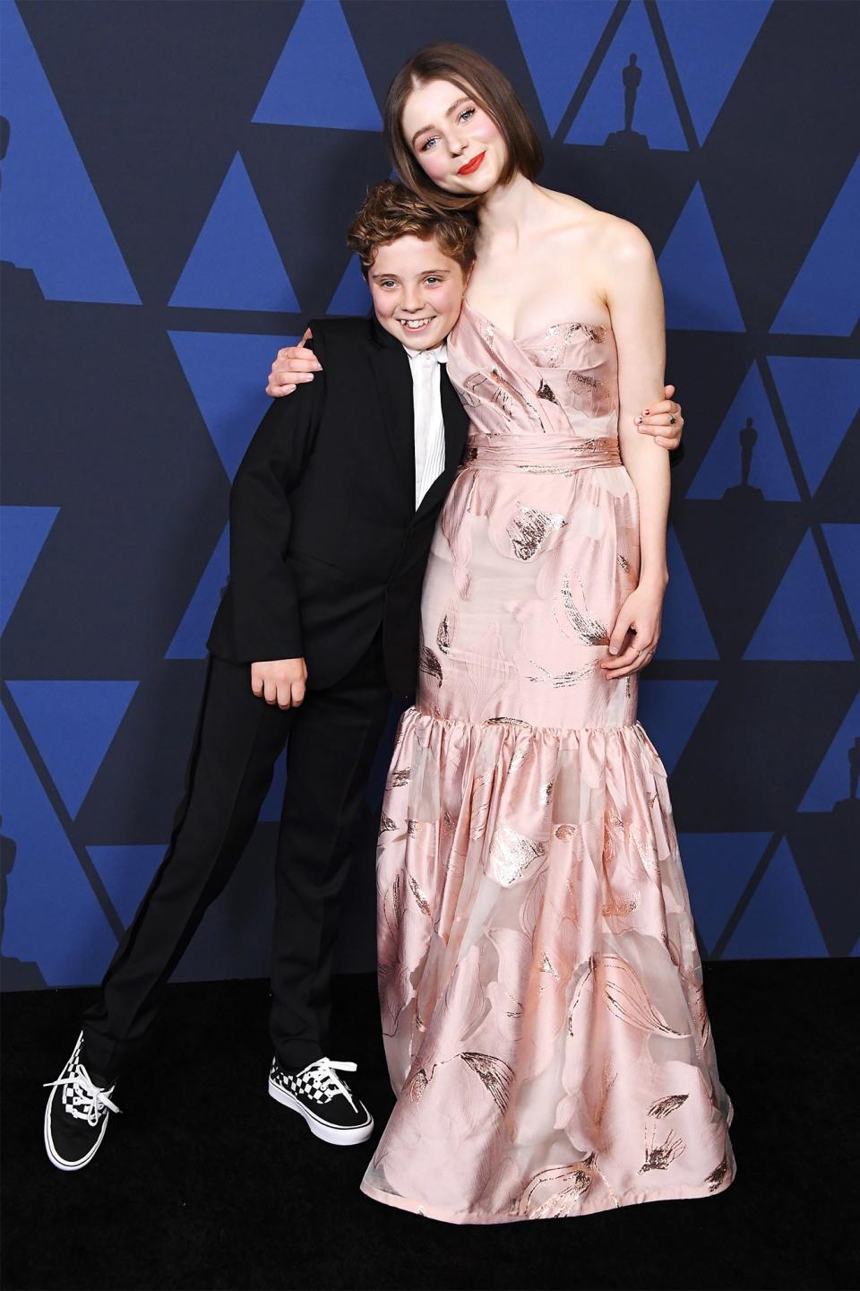 Roman Griffin Davis and Thomasin McKenzie