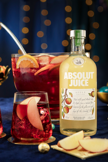 <p> <strong>Ingredients:</strong> </p> <p> 1 1/2 part Absolut Juice Apple </p> <p> 2 parts red wine </p> <p> 4 dashes Angostura Bitters </p> <p> 1/2 part Triple Sec or Orange Liqueur </p> <p> <strong>Directions:</strong> </p> <p> Mix all ingredients in a glass with ice, and garnish with orange slices, apple slices, and grapes. </p> <p> <em>Courtesy of&#xA0;Absolut</em> </p>