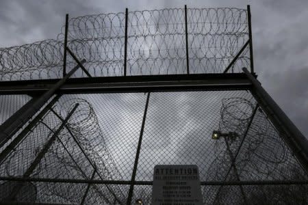 The front gate is pictured at the Taconic Correctional Facility in Bedford Hills, New York April 8, 2016.  REUTERS/Carlo Allegri/ File Photo