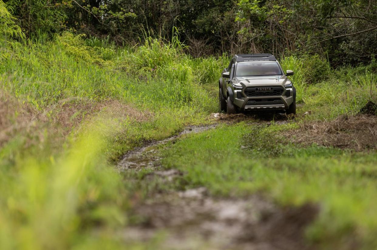 2024 toyota tacoma trailhunter press images