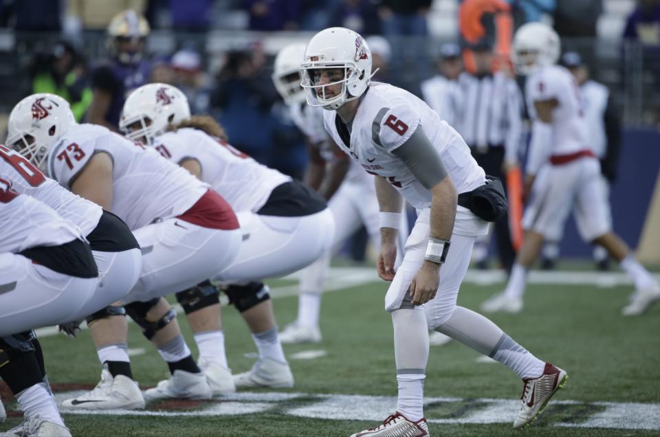 Peyton Bender started for Washington State against Washington after Luke Falk was injured. (AP Photo/Elaine Thompson)