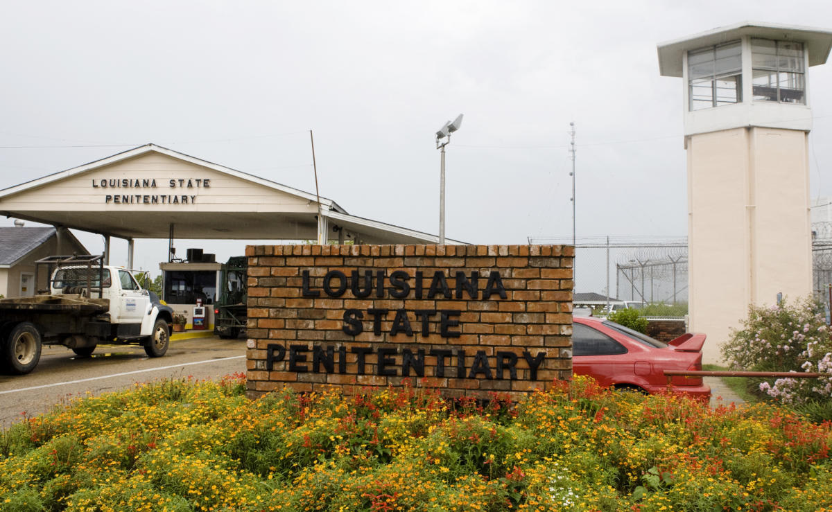 Съдия нарежда на Луизиана да изведе лишените от свобода младежи от щатския затвор за възрастни с максимална сигурност