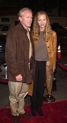 Lisa Kudrow and "hubby" at the Mann's Chinese Theater premiere of Warner Brothers' 3000 Miles To Graceland