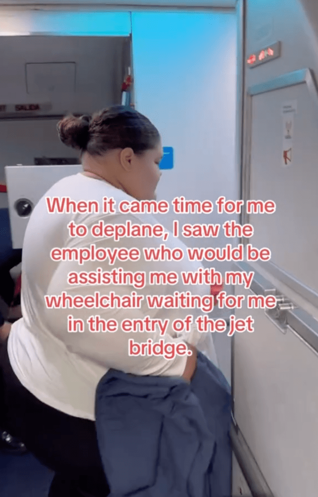 Chaney, who can walk, allegedly told the employee she needed the chair but was “blatantly ignored,” forcing her to walk up “one of the longest jet bridges I’ve encountered.” jaebaeofficial/TikTok