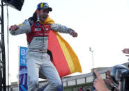 Motor Racing - Formula E - Berlin E-Prix - Flughafen Tempelhof, Berlin, Germany - May 19, 2018 Audi Sport Abt Schaeffler's Daniel Abt celebrates winning the race REUTERS/Fabian Bimmer