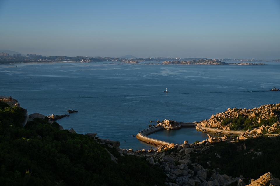 General view of the sea from Pingtan island, one of mainland China's closest point from Taiwan, is pictured in Fujian province on August 4, 2022. - China's largest-ever military exercises encircling Taiwan kicked off on August 4, in a show of force straddling vital international shipping lanes after a visit to the island by US House Speaker Nancy Pelosi.