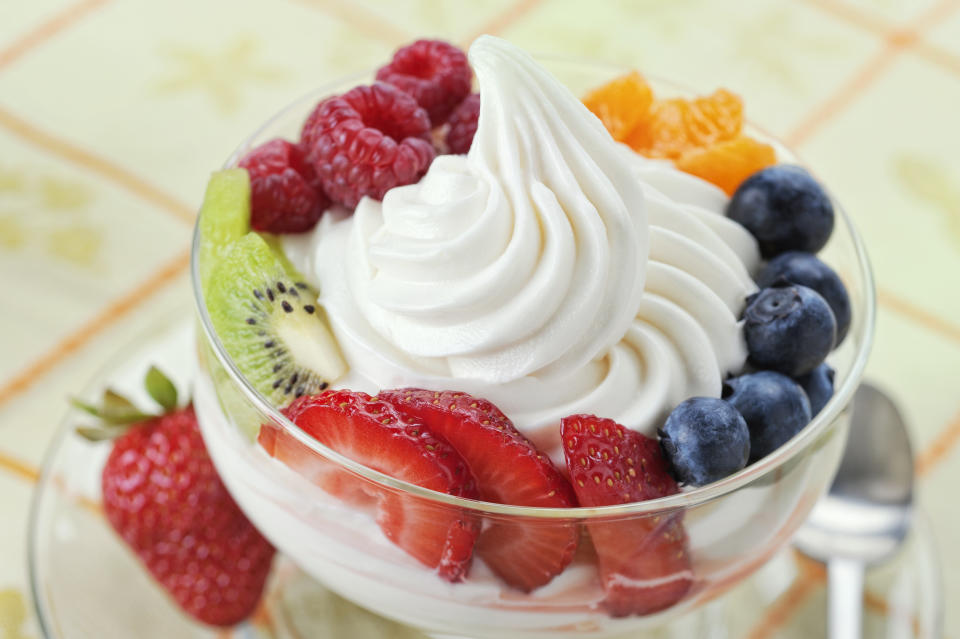 La textura suave del yogur helado es uno de sus encantos. Foto: Getty Creative