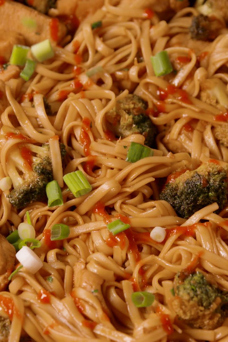 Sriracha Chicken Noodles