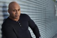 Seine Karriere startete er als Rapper, dann sattelte LL Cool J um und wurde Schauspieler. In "Navy CIS: L.A." spielt er den Undercover-Agenten Sam Hanna. Ohne Cover kommt dagegen sein Kopf aus. (Bild: CBS Studios Inc. All Rights Reserved.)