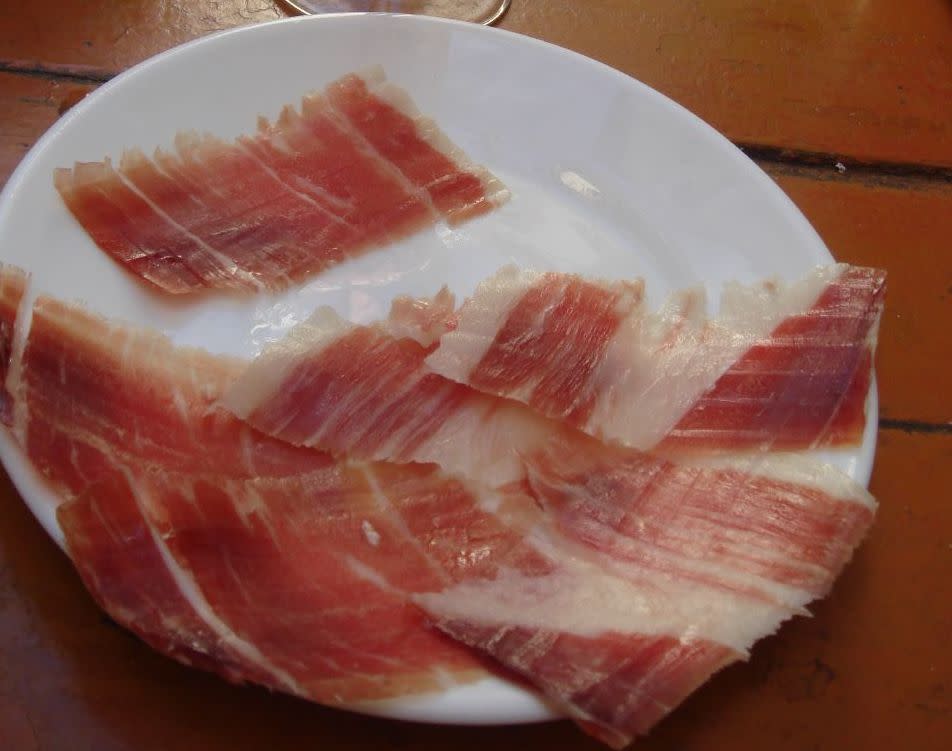 Parte del jamón ibérico podría no serlo, según algunas denuncias.