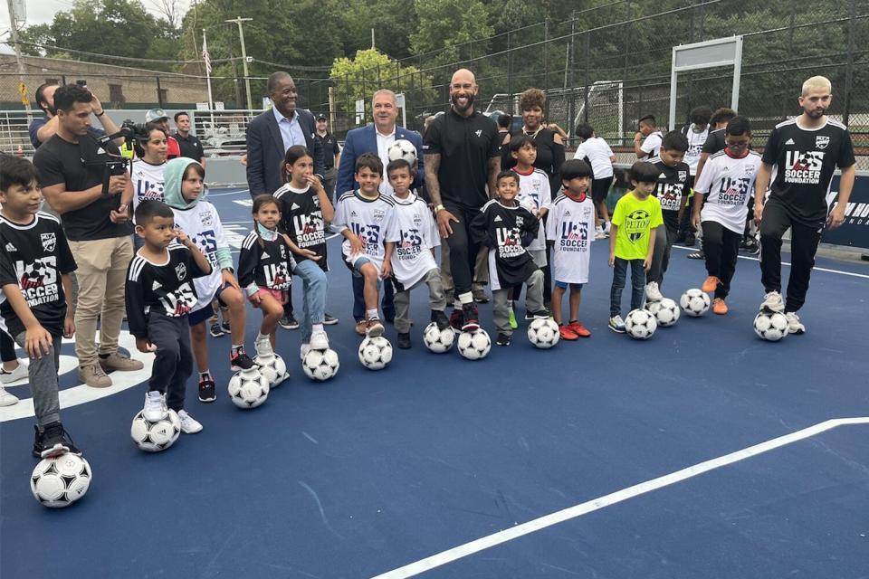 mini pitch in Yonkers, NY Where was the image taken – Pelton Park, Yonkers NY When was the image taken – Sept 7th, 2022 Who took the photograph – Joe Goldberg Full credit line – Joe Goldberg