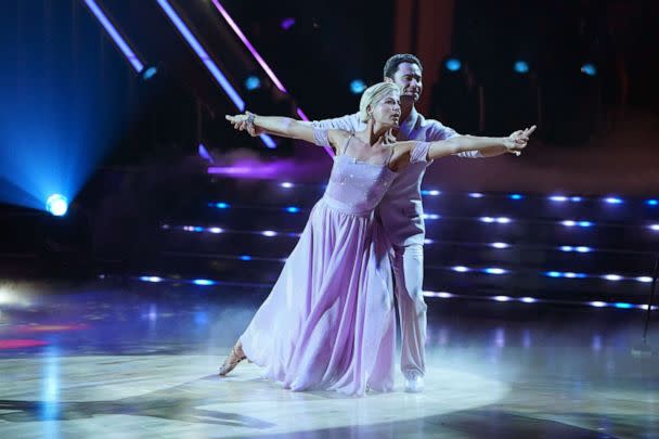 PHOTO: Selma Blair and Sasha Farber perform during an episode of 'Dancing with the Stars' that aired Sept. 19, 2022.  (Eric McCandless/ABC)