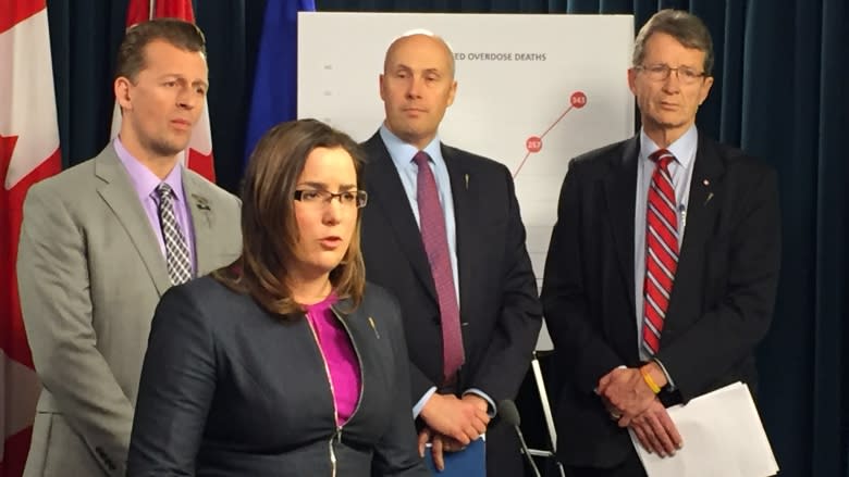 Opposition parties unite to call for fentanyl public health emergency