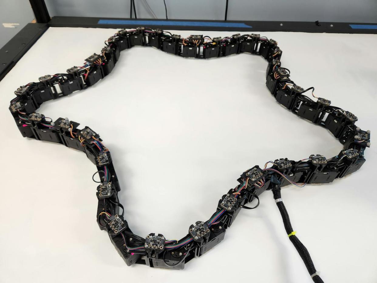 This robot mimics simple life forms. <a href="https://ieeexplore.ieee.org/document/10342118" rel="nofollow noopener" target="_blank" data-ylk="slk:Trevor Smith;elm:context_link;itc:0;sec:content-canvas" class="link ">Trevor Smith</a>, <a href="http://creativecommons.org/licenses/by-nd/4.0/" rel="nofollow noopener" target="_blank" data-ylk="slk:CC BY-ND;elm:context_link;itc:0;sec:content-canvas" class="link ">CC BY-ND</a>