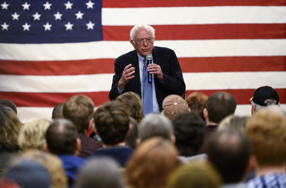 Sen. Bernie Sanders (I-Vt.) speaks in Anamosa, Iowa, on Friday. Before conducting a town hall, Sanders spoke out against the assassination in Baghdad of Iranian Maj. Gen. Qassem Soleimani. (Photo: Stephen Maturen/Getty Images)