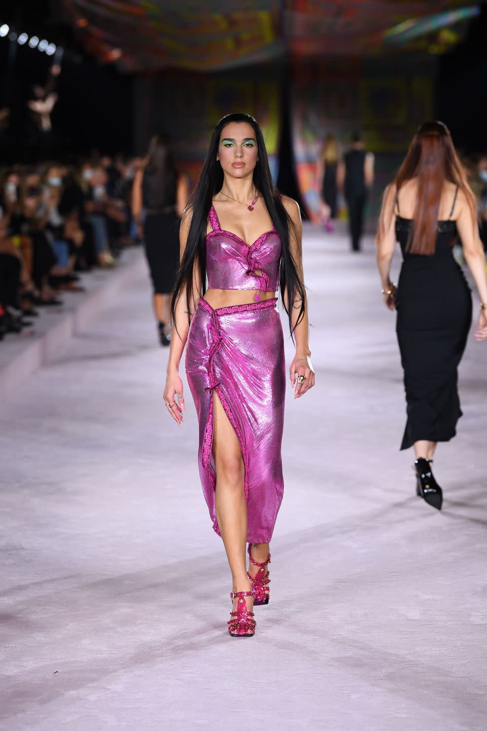 14) Dua Lipa closes Versace's SS22 show, September 2021