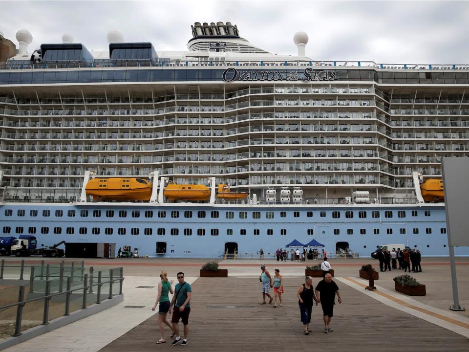 Ovation of the Seas in 2016.JPG