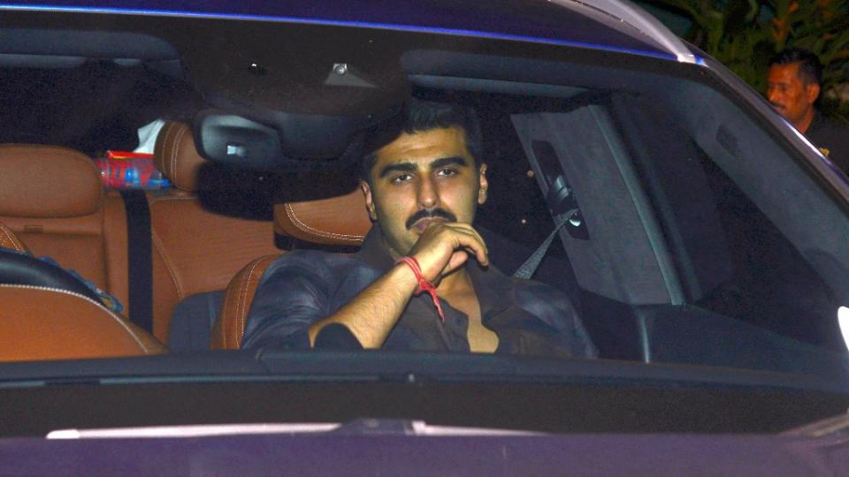 Arjun Kapoor appears in his latest good cop look for<i> Ittefaq </i>screening. 